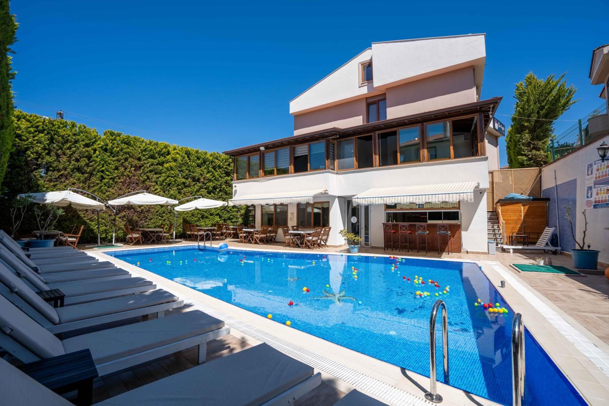 Cunda Giritlioglu Otel Adult Only Айвалик Екстер'єр фото