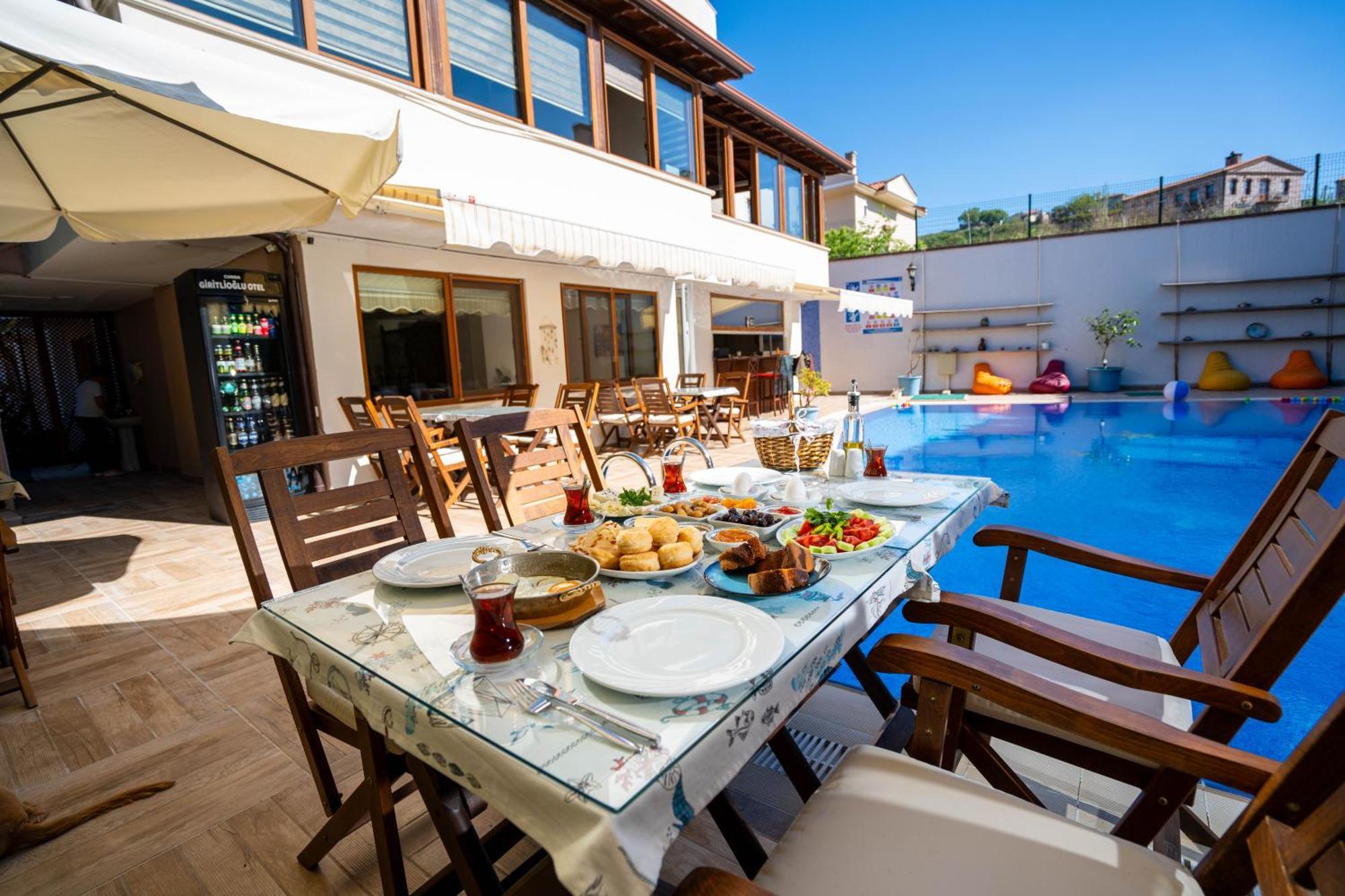 Cunda Giritlioglu Otel Adult Only Айвалик Екстер'єр фото
