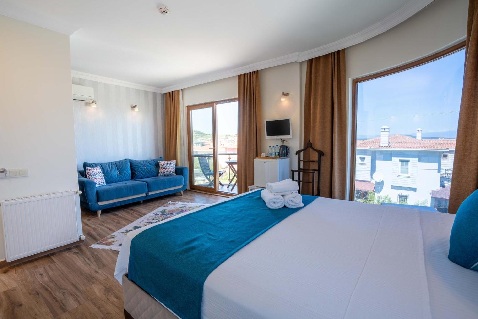 Cunda Giritlioglu Otel Adult Only Айвалик Екстер'єр фото