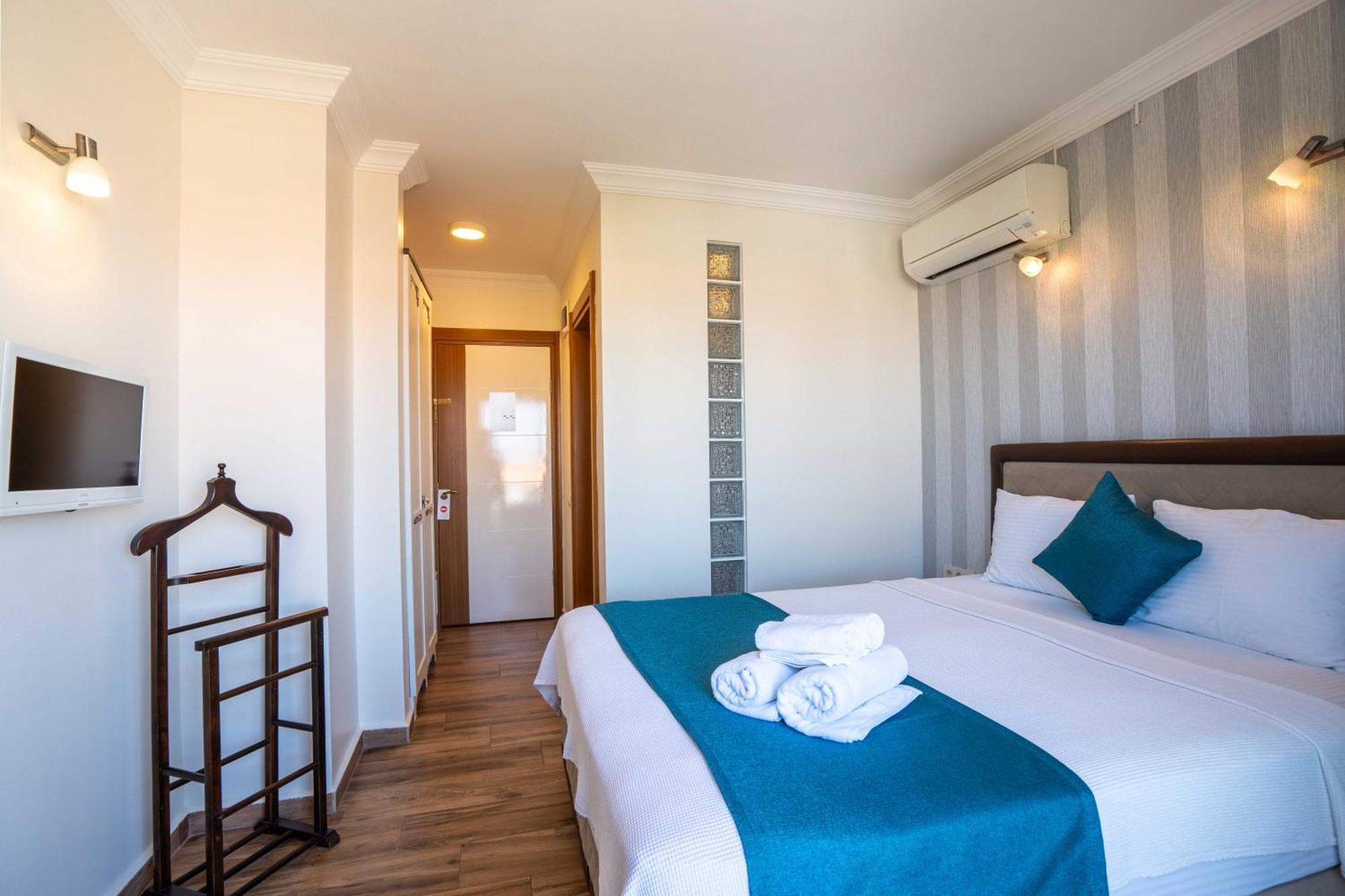 Cunda Giritlioglu Otel Adult Only Айвалик Екстер'єр фото