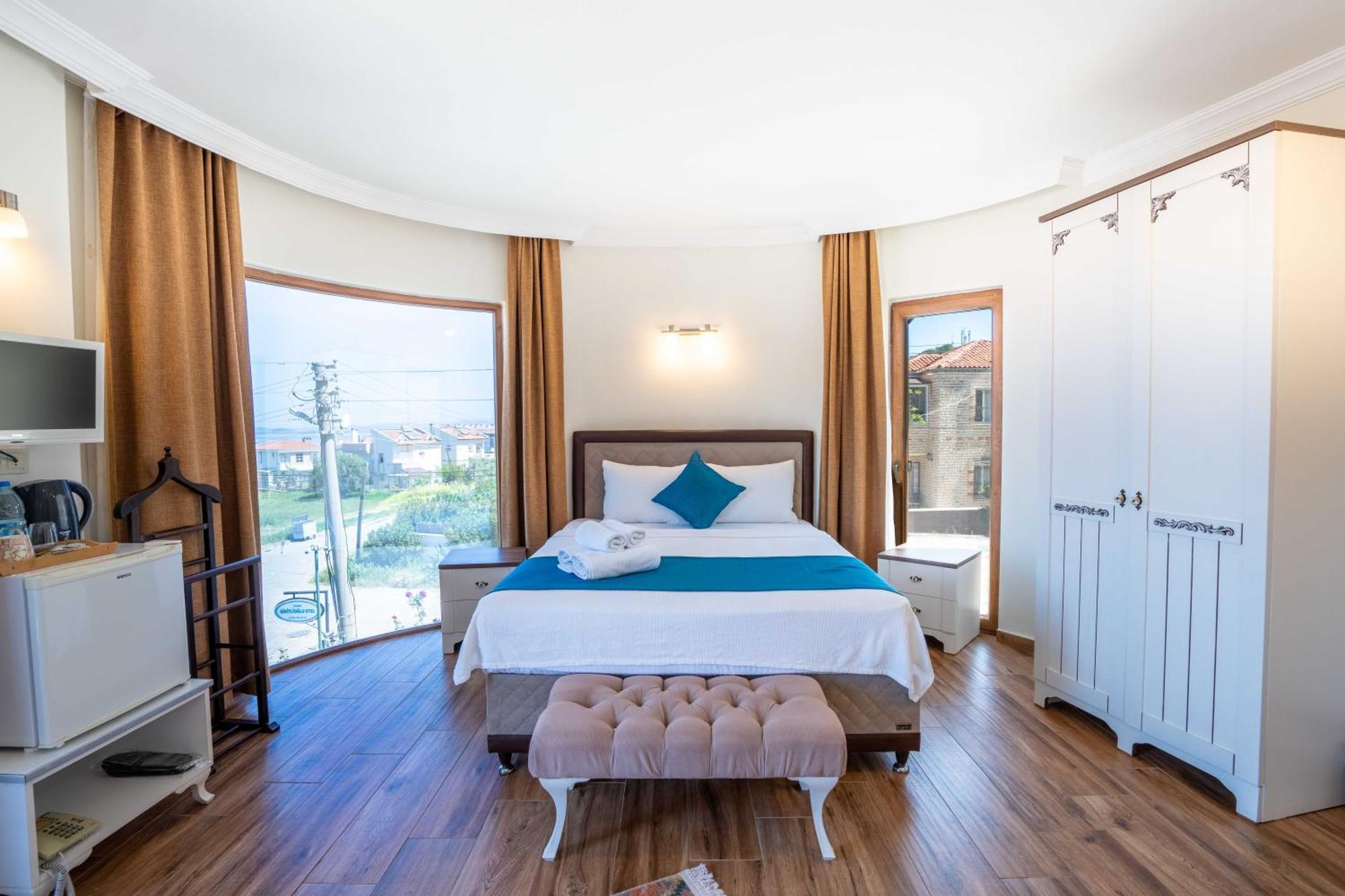 Cunda Giritlioglu Otel Adult Only Айвалик Екстер'єр фото