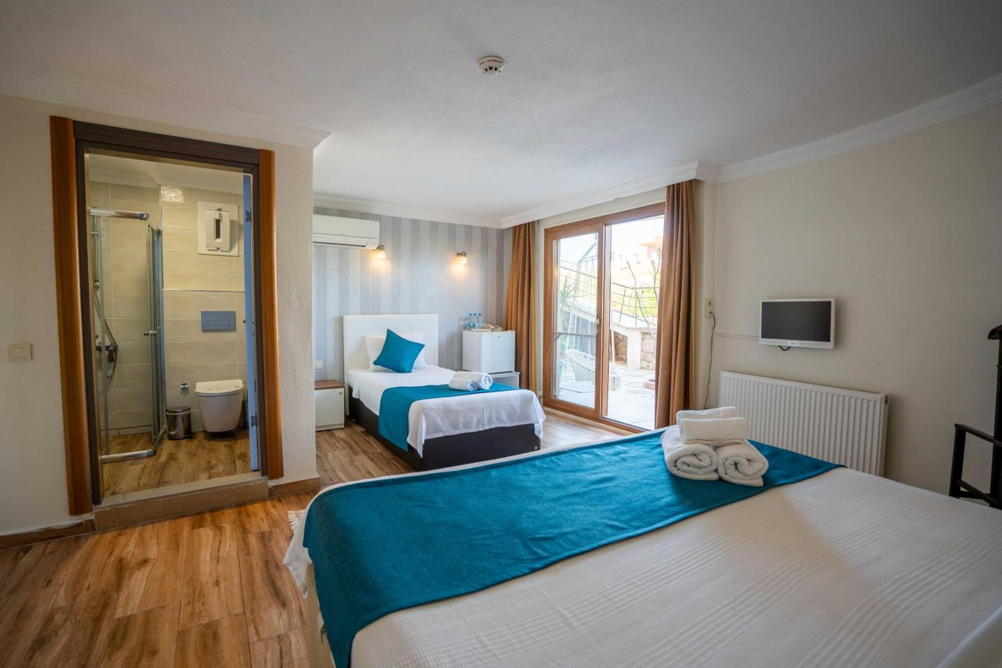 Cunda Giritlioglu Otel Adult Only Айвалик Екстер'єр фото